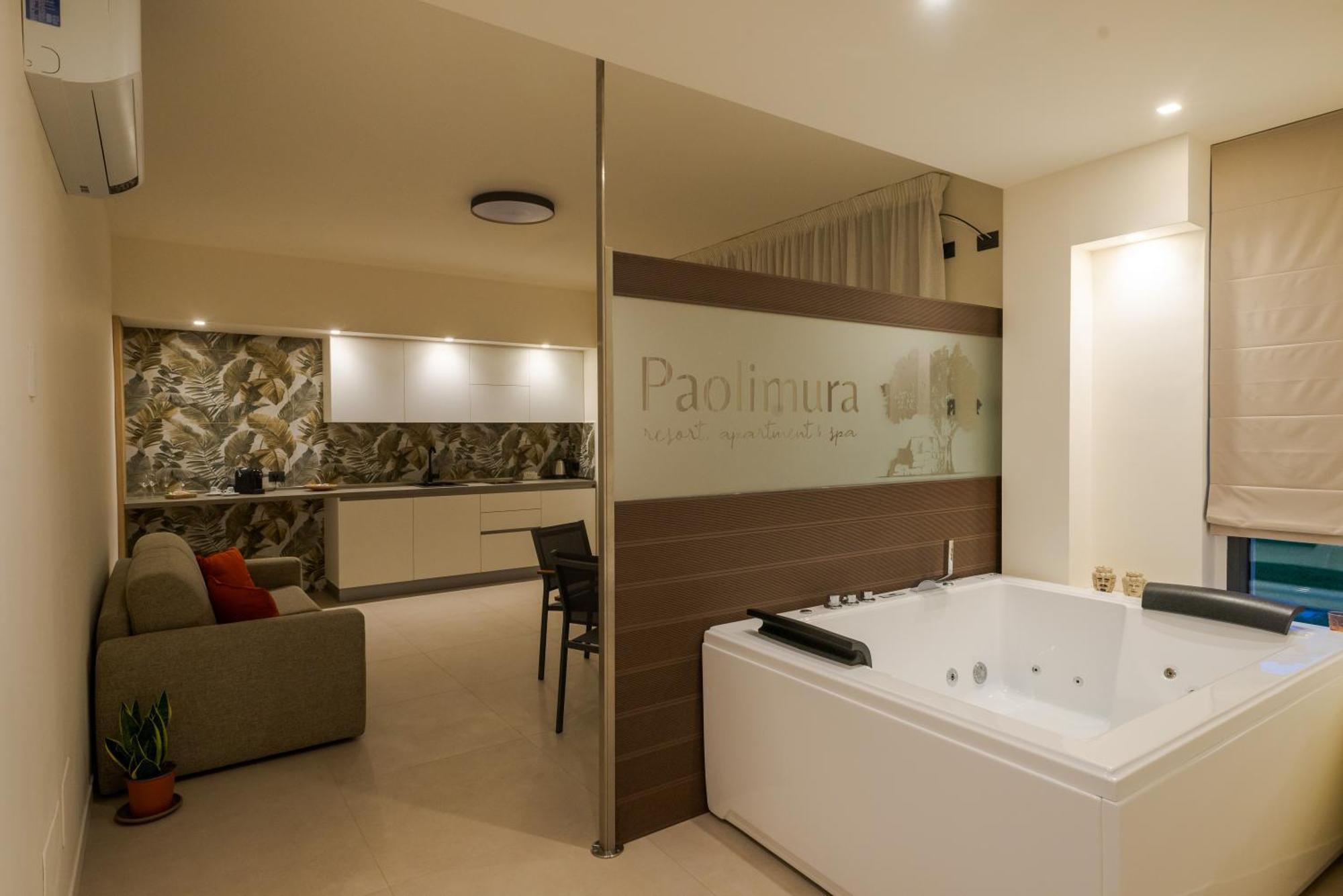 Paolimura , & Apartment *